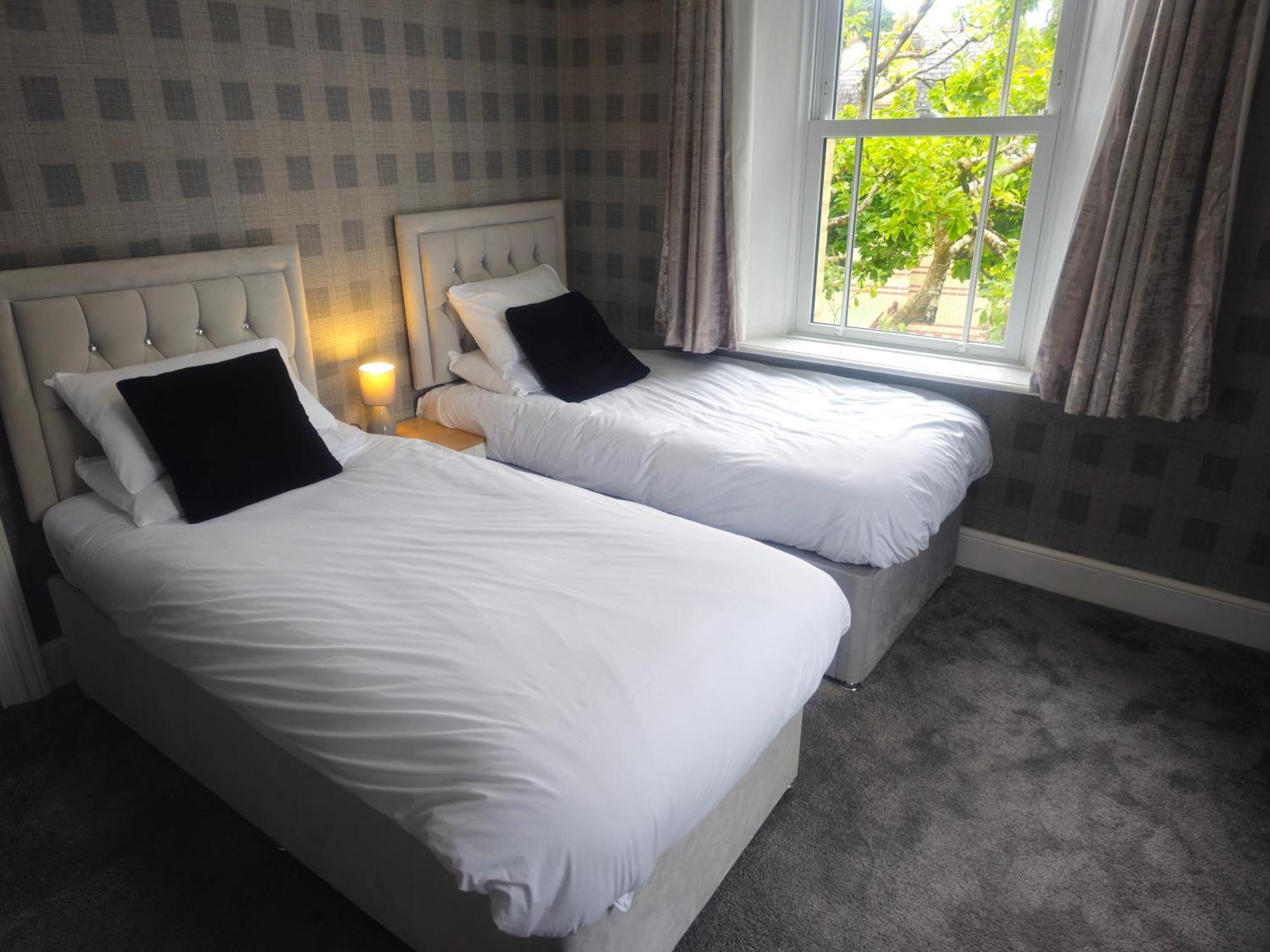Exquisite 10 Bed Villa Hot Tub And Games Room Barnstaple Exteriör bild