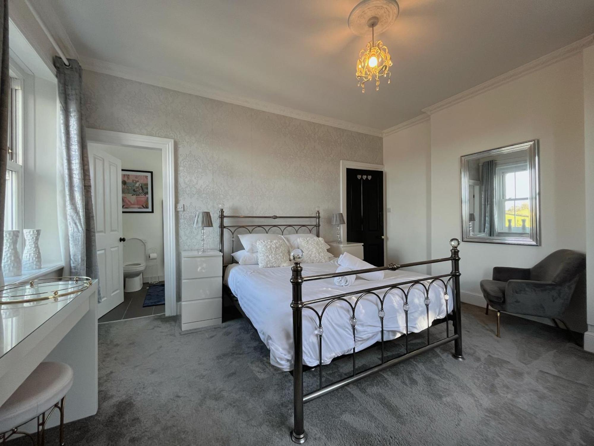 Exquisite 10 Bed Villa Hot Tub And Games Room Barnstaple Exteriör bild