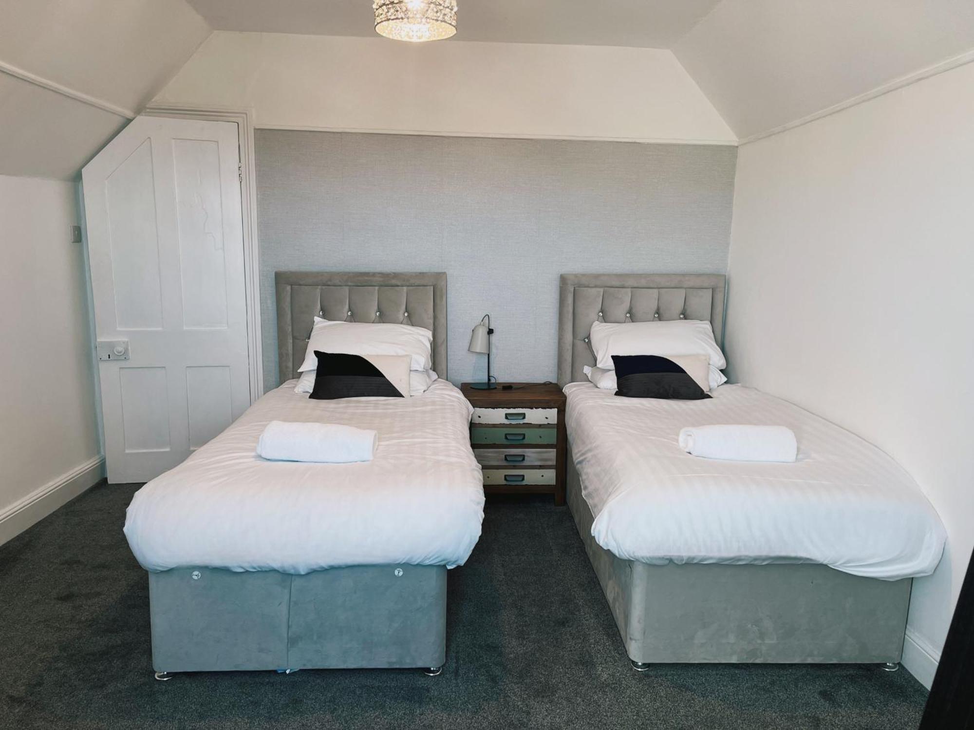 Exquisite 10 Bed Villa Hot Tub And Games Room Barnstaple Exteriör bild